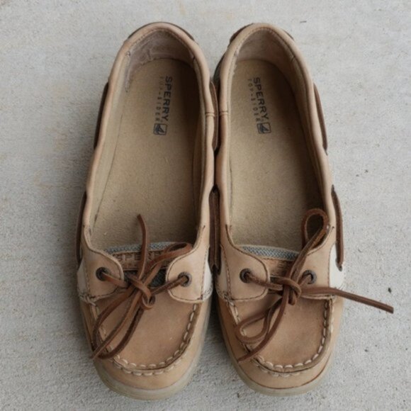 Sperry Angelfish Tan Classic Boat Shoes. - Picture 2 of 7